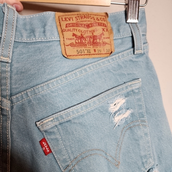 Levi's 501 Cut Off Denin Shorts Button Fly Estimated Size 26 Vintage - Picture 4 of 14